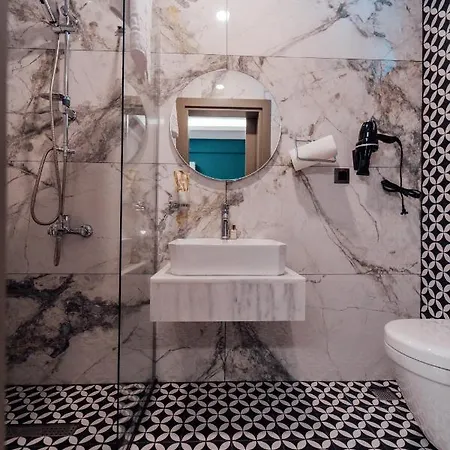 Fortunella Aparthotel 4*