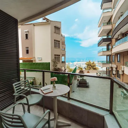 Fortunella Aparthotel 3*