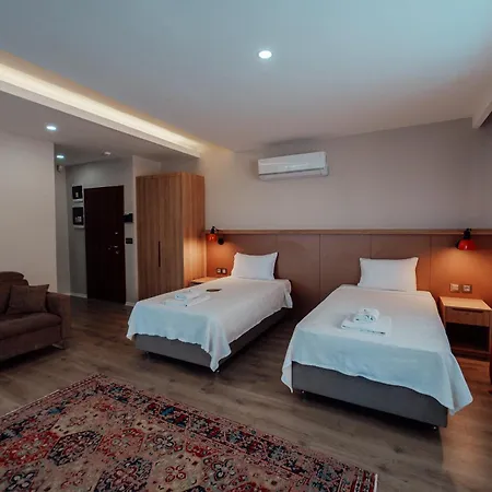Aparthotel Fortunella 3*