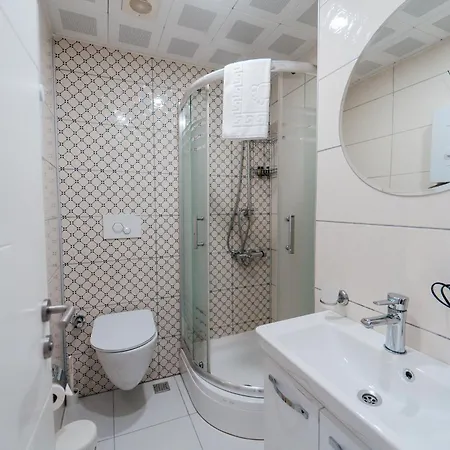 Fortunella Aparthotel 4*